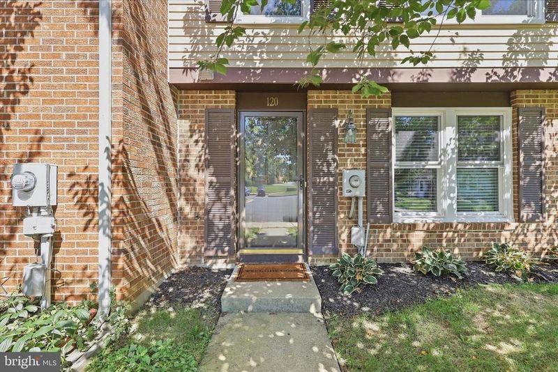 120 Sandalwood Ct, Walkersville, MD 21793