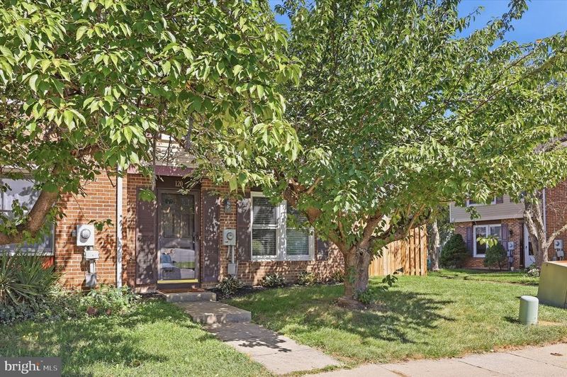120 Sandalwood Ct, Walkersville, MD 21793