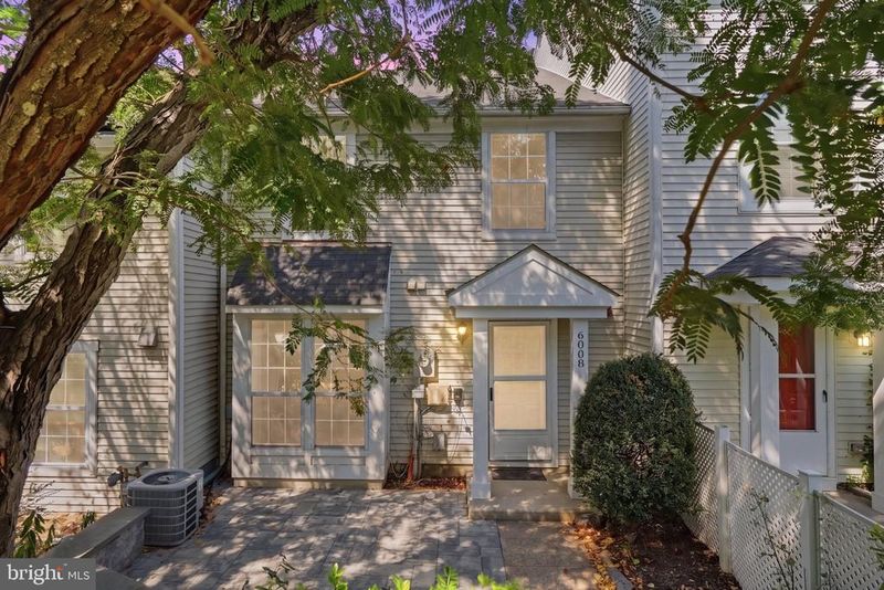 6008 Havener House Way, Centreville, VA 20120