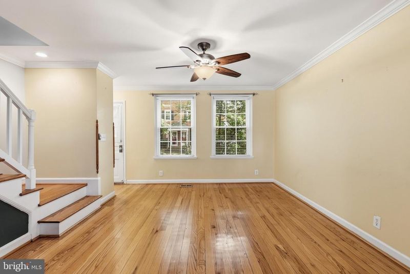 2809 S Columbus St, Arlington, VA 22206