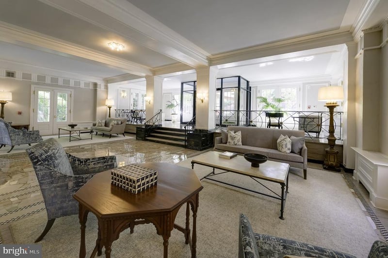 1661 Crescent Pl NW #604, Washington, DC 20009