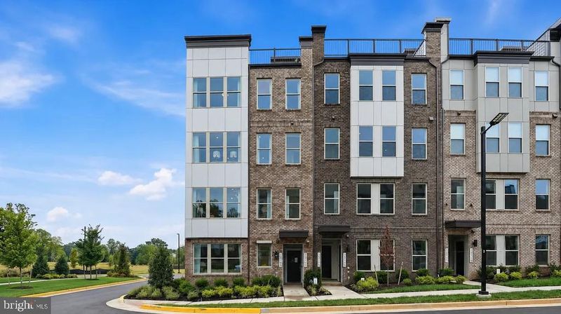 13834 Quartz Ave, Woodbridge, VA 22193