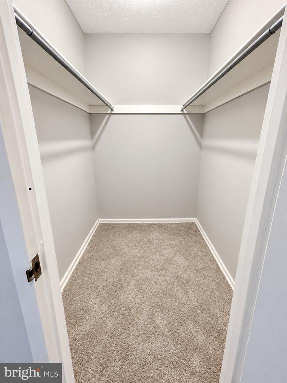 2059 Huntington Ave #809, Alexandria, VA 22303