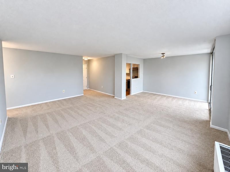 2059 Huntington Ave #809, Alexandria, VA 22303