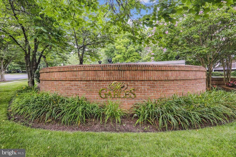 5800 Inman Cir #350, North Bethesda, MD 20852