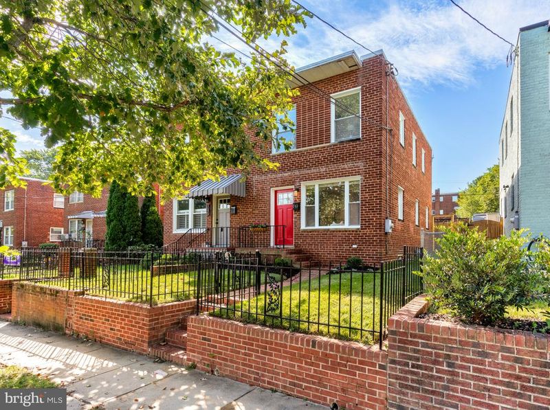 743 Kennedy St NE, Washington, DC 20011