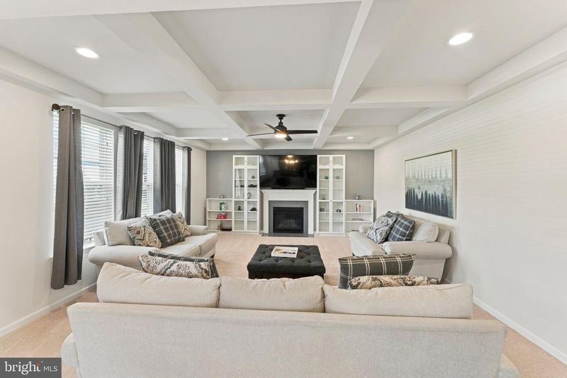 18 Orchid Ln, Stafford, VA 22554