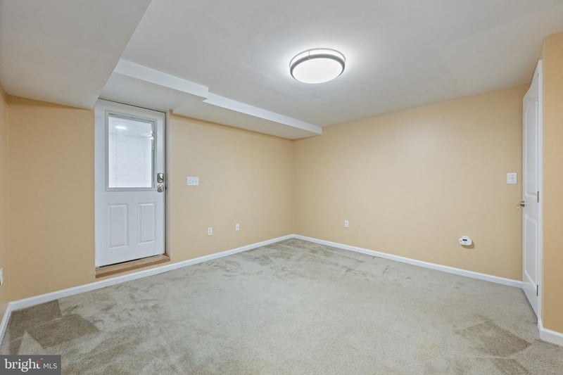 504 Monterey Ave, Odenton, MD 21113