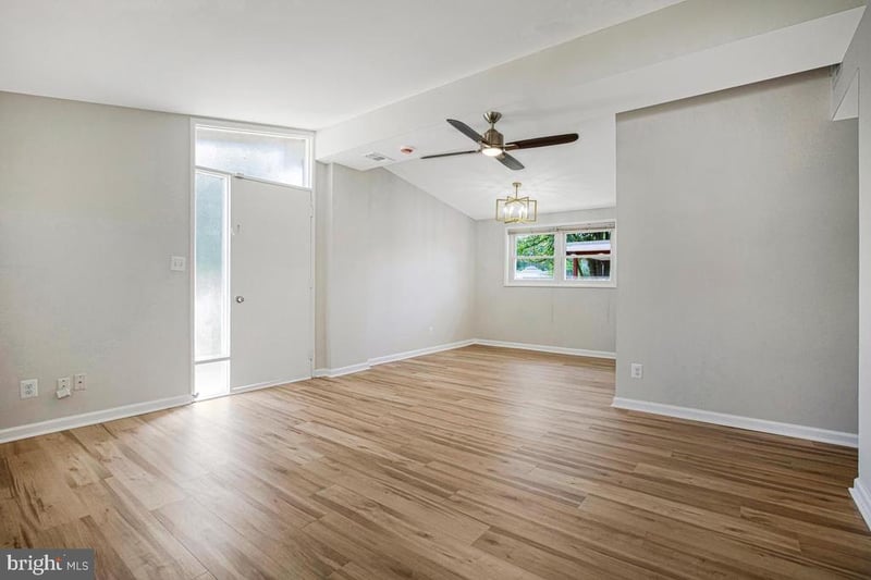 316 Gloucester Dr, Glen Burnie, MD 21061