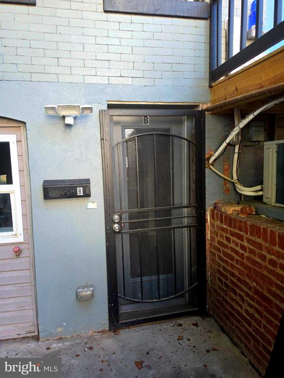 1204 Monroe St NW #B, Washington, DC 20010