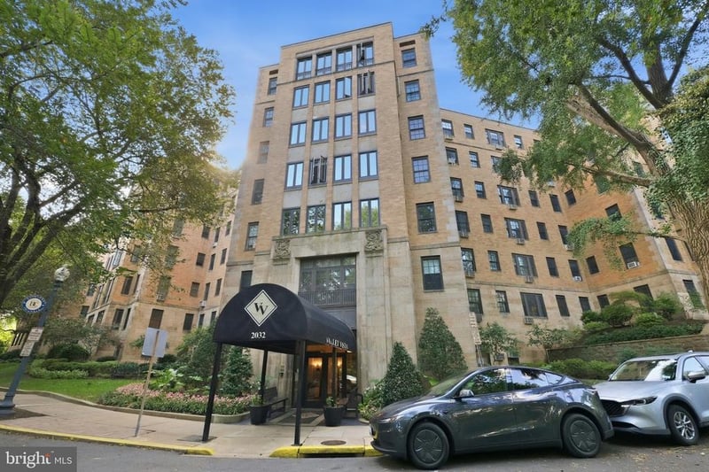 2032 Belmont Rd NW #403, Washington, DC 20009