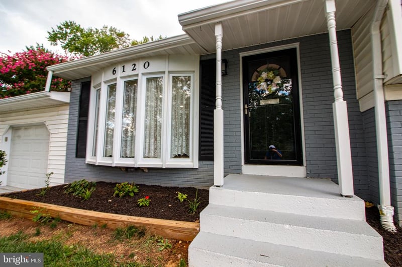 6120 Squire Ln, Alexandria, VA 22310