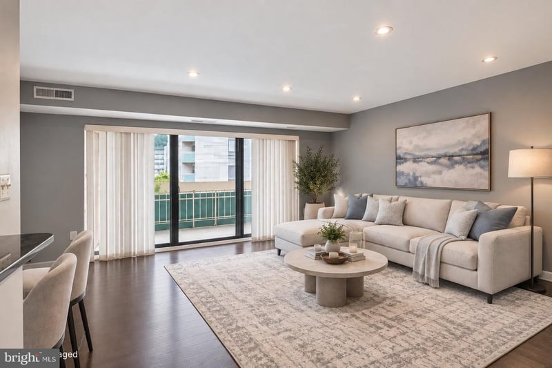 6135 Leesburg PIKE #305, Falls Church, VA 22041