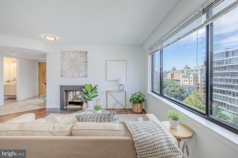 3 Washington Cir NW #804, Washington, DC 20037