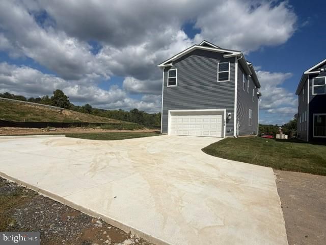 1520 Ripplecreek Dr, Frederick, MD 21703