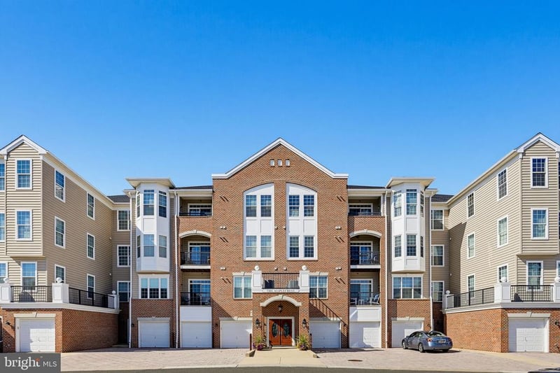 7305 Maplecrest Rd #304, Elkridge, MD 21075