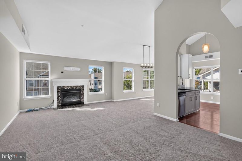 5920 Founders Crossing Ct #301, Alexandria, VA 22310