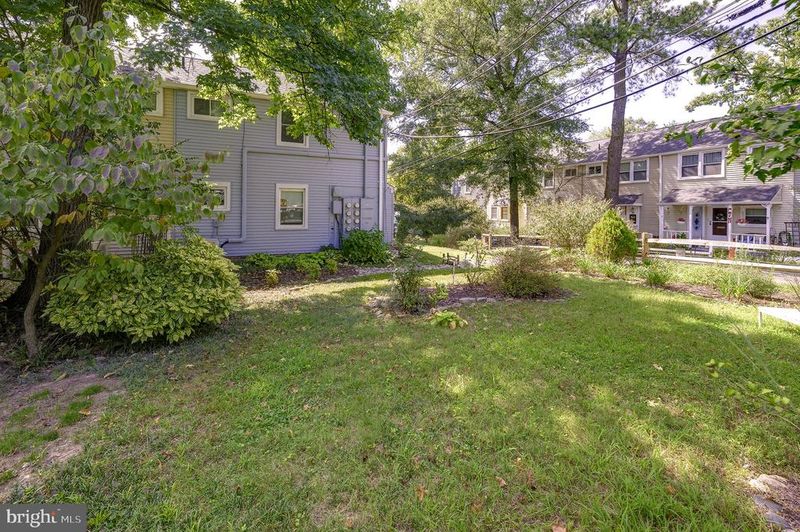 7 Research Rd, Greenbelt, MD 20770