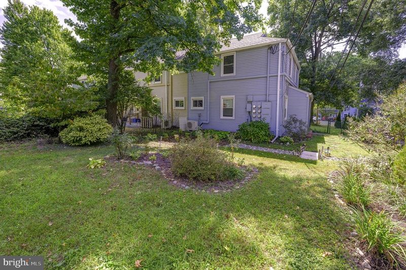 7 Research Rd, Greenbelt, MD 20770