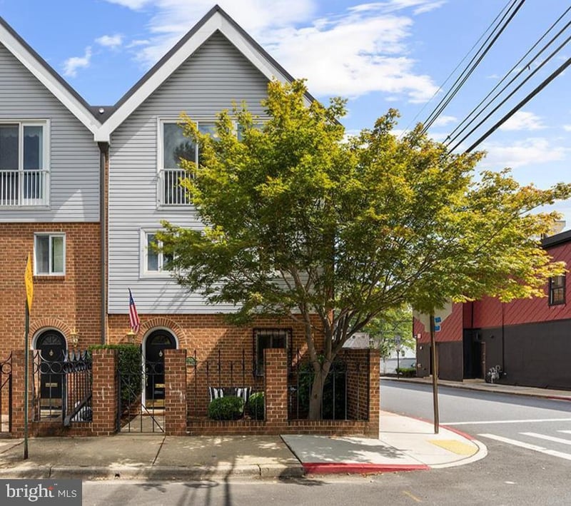 313 Fourth St, Annapolis, MD 21403