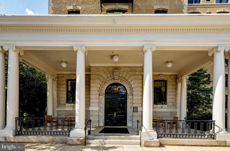 2853 Ontario Rd NW #318, Washington, DC 20009