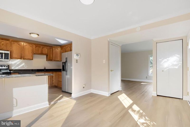 907 Spry Harbour, Pasadena, MD 21122