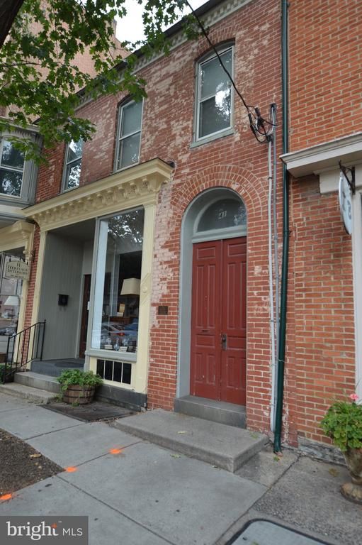 41 E Patrick St #2, Frederick, MD 21701