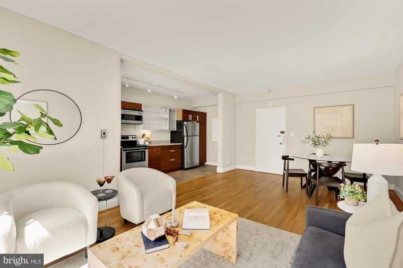 3901 Cathedral Ave NW #220, Washington, DC 20016