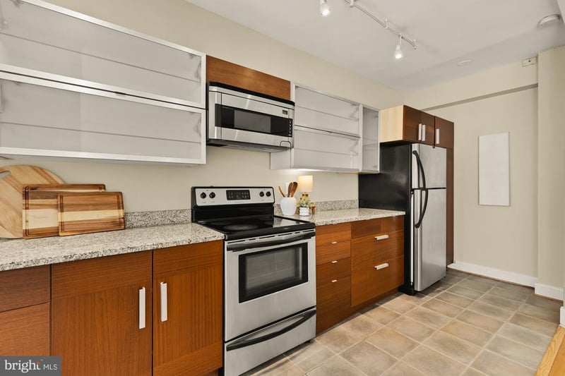 3901 Cathedral Ave NW #220, Washington, DC 20016