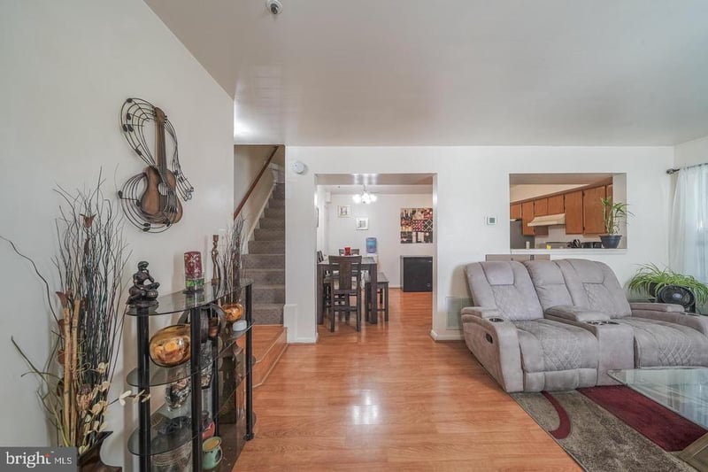 20216 Harbor Tree, Montgomery Village, MD 20886