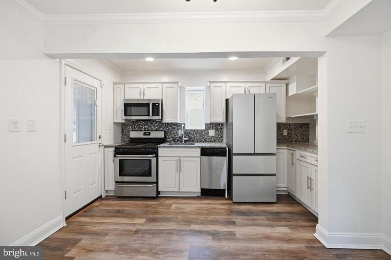 2842 30th St NE, Washington, DC 20018