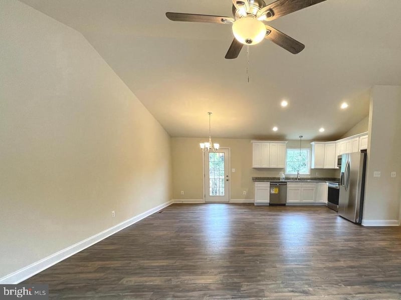 8112 Leland, Manassas, VA 20111