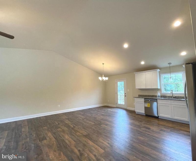 8112 Leland, Manassas, VA 20111