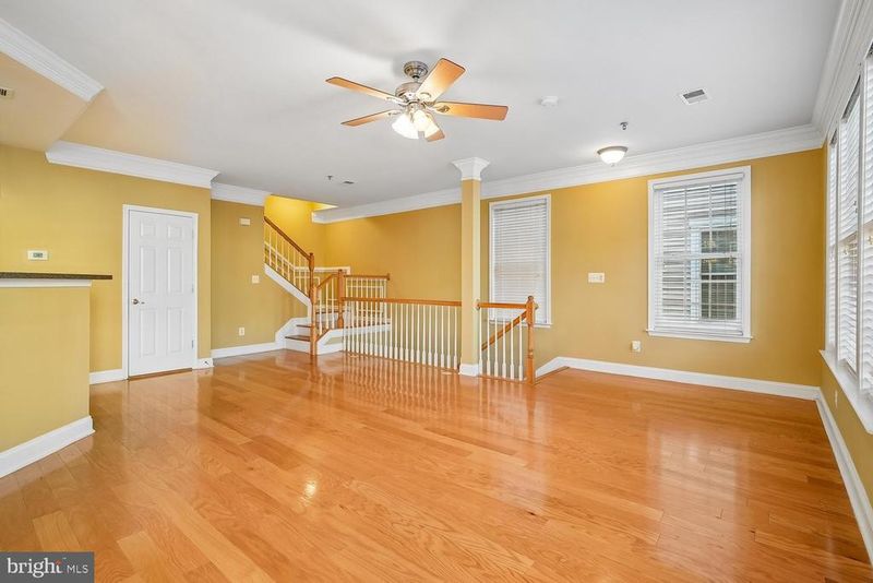 7121 Mason Grove Ct #8, Alexandria, VA 22306