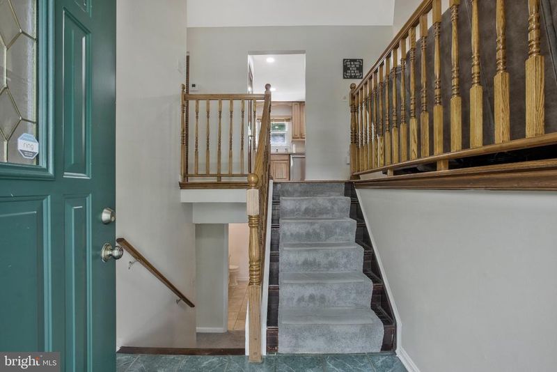 9201 Branchview Dr, Fort Washington, MD 20744
