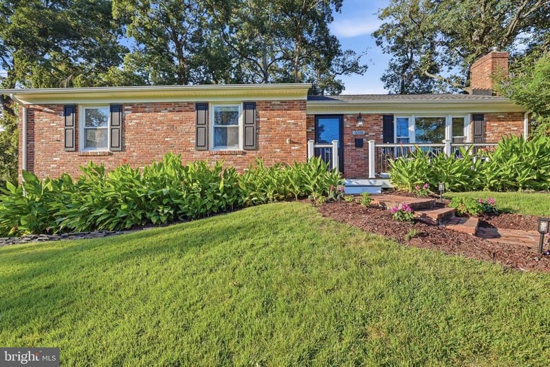 5008 Larno Dr, Alexandria, VA 22310