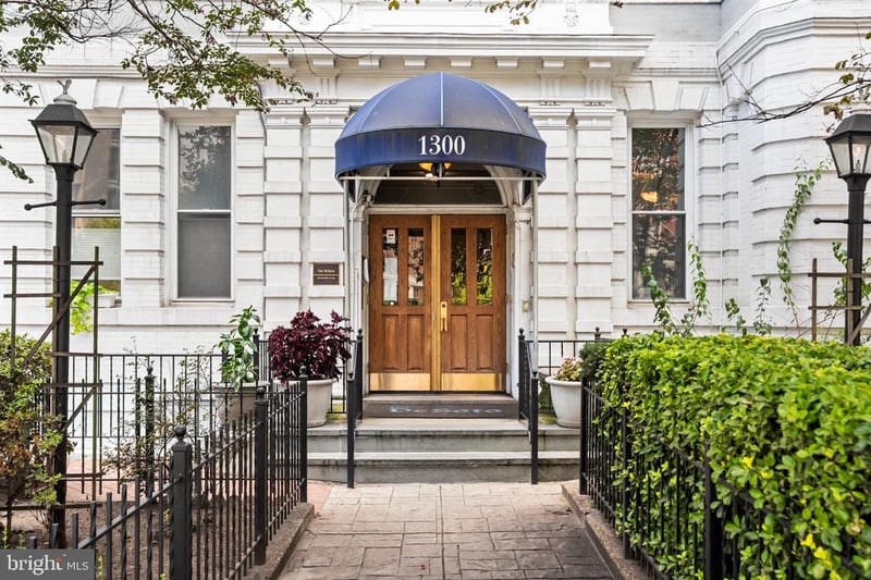 1300 Massachusetts Ave NW #104, Washington, DC 20005