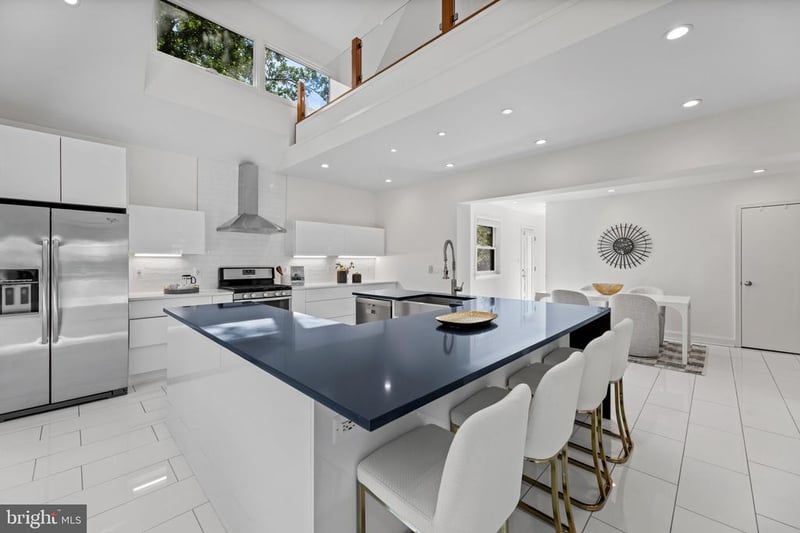 1108 Vassar Rd, Alexandria, VA 22314