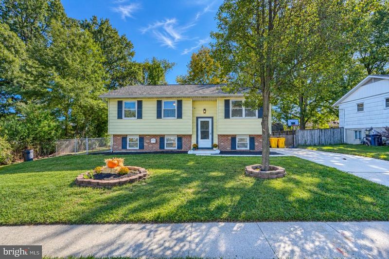 765 Stevenson Rd, Severn, MD 21144