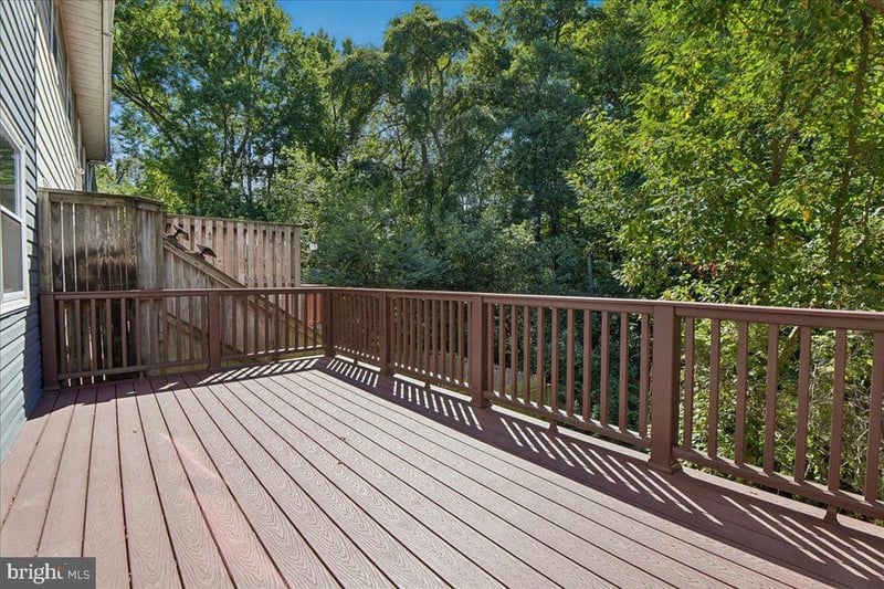 582 Valleywood Rd, Millersville, MD 21108