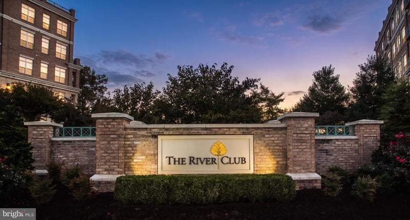 810 Belmont Bay Dr #501, Woodbridge, VA 22191