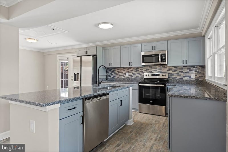 510 N Brighton Ct, Sterling, VA 20164