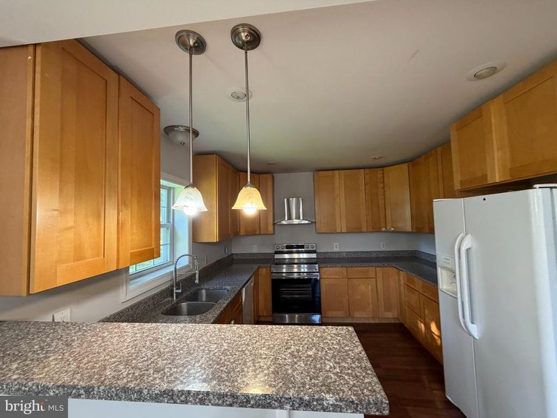7124 Quincy Ave, Falls Church, VA 22042