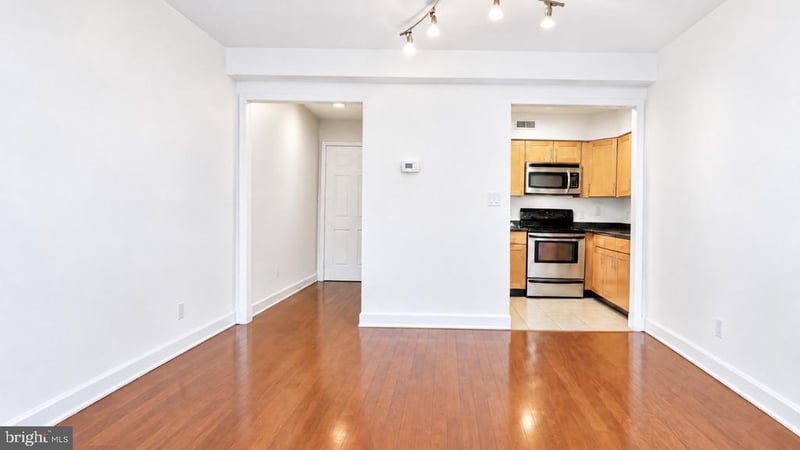 3611 38th St NW #305, Washington, DC 20016