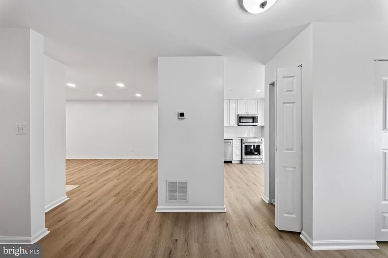 4123 Weeping Willow Ct, Chantilly, VA 20151
