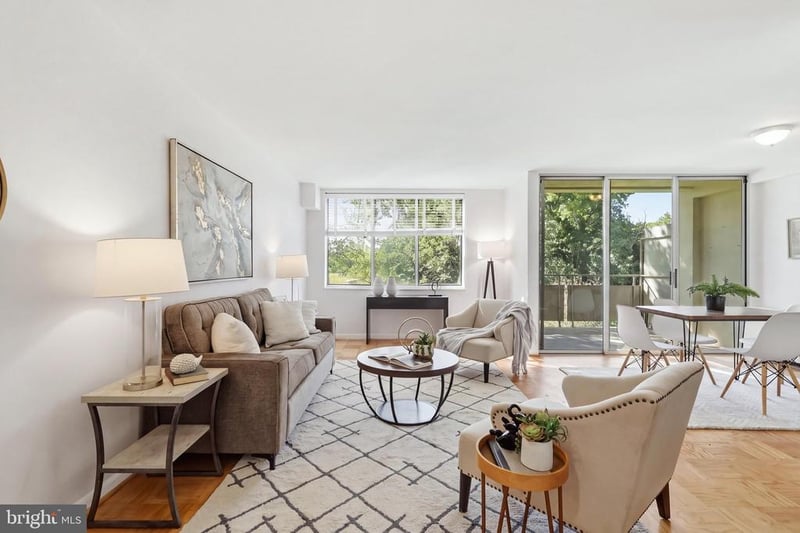 6631 Wakefield Dr #210, Alexandria, VA 22307