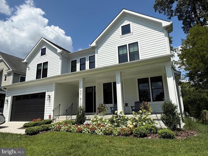 5613 Namakagan Rd, Bethesda, MD 20816