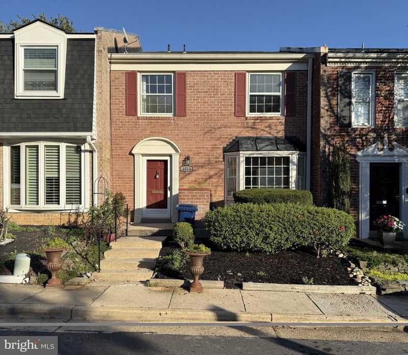 1013 N Vail St, Alexandria, VA 22304