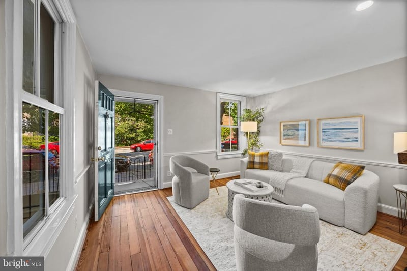 612 S Saint Asaph St, Alexandria, VA 22314