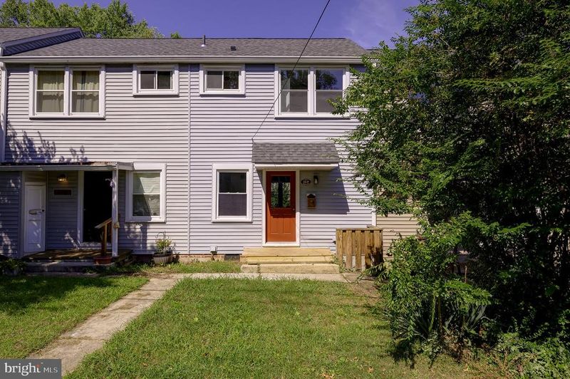 53 Ridge Rd, Greenbelt, MD 20770
